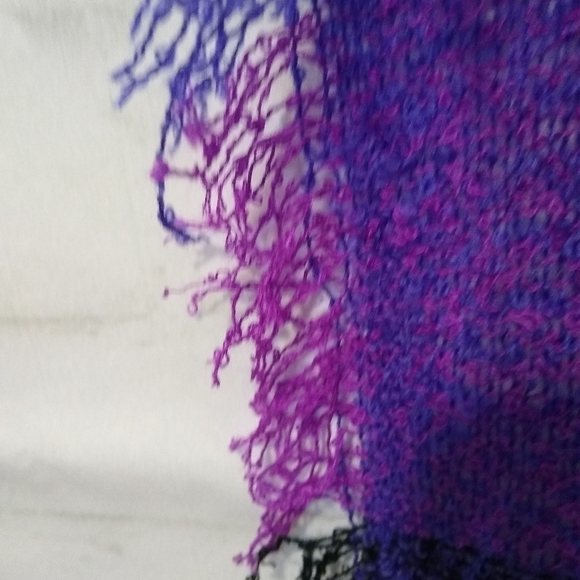 Checked Fringe square scarf purple black pink - Picture 5 of 8